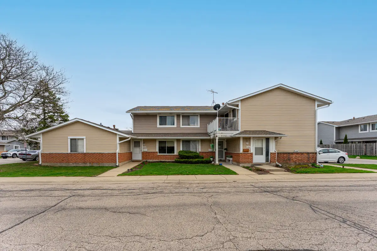 6102 Kit Carson Drive, Hanover Park, IL 60133 - #1