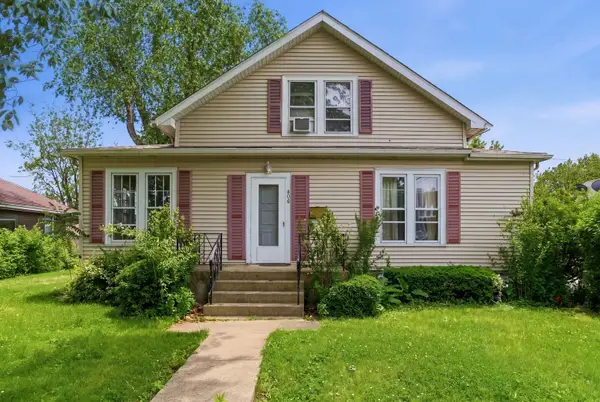 806 Richmond Street, Joliet, IL 60435