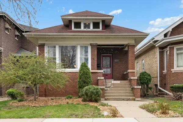 4721 W Wrightwood Avenue, Chicago, IL 60639
