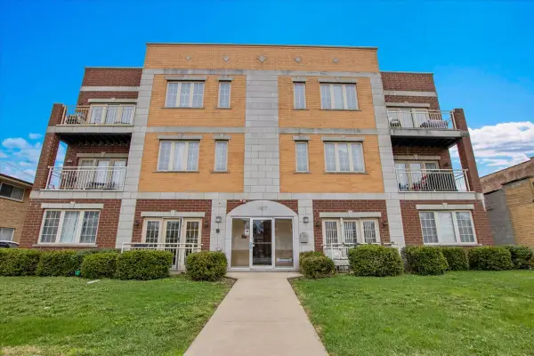 9107 Grand Avenue #3W, Franklin Park, IL 60131