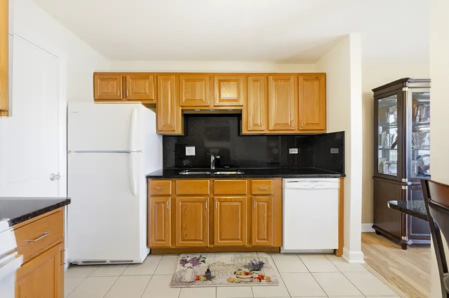 551 Cumberland Trail, Roselle, IL 60172 - #3