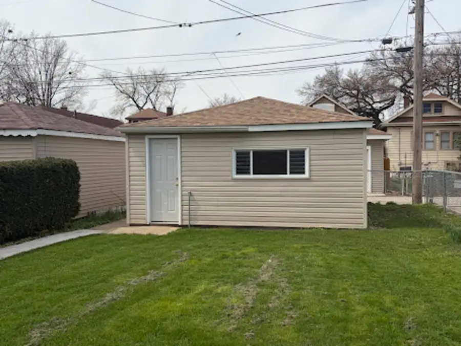 2340 Harvey Avenue, Berwyn, IL 60402 - #3