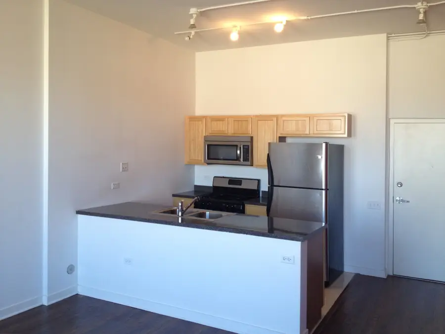 4015 N Milwaukee Avenue #214, Chicago, IL 60641 - #2