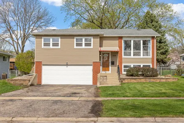 2308 Crabtree Avenue, Woodridge, IL 60517