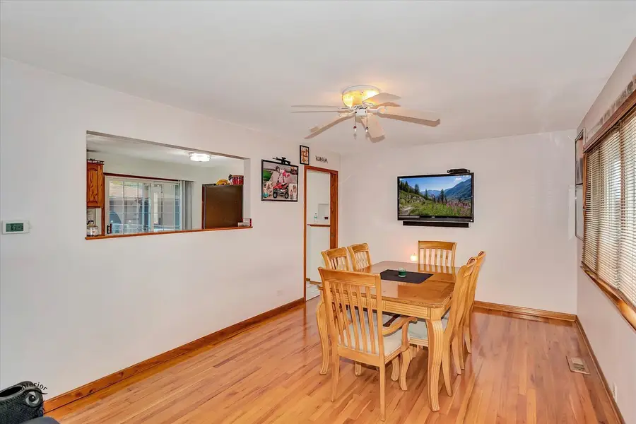 9137 Orchard Lane, Bridgeview, IL 60455 - #2