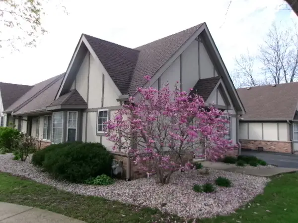 1785 Willow Circle Drive #1785, Crest Hill, IL 60403