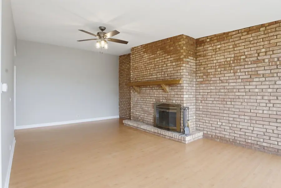 5500 Hillcrest Lane #4L, Lisle, IL 60532 - #3