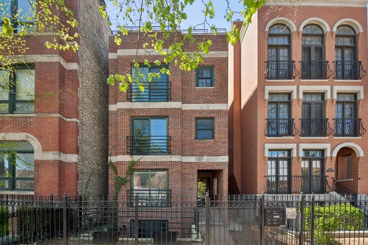 2648 N Seminary Avenue #2, Chicago, IL 60614 - #1