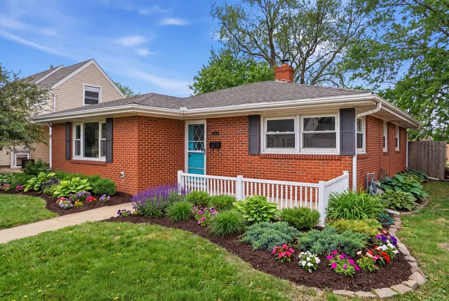 808 W 15th Street, Sterling, IL 61081 - #3