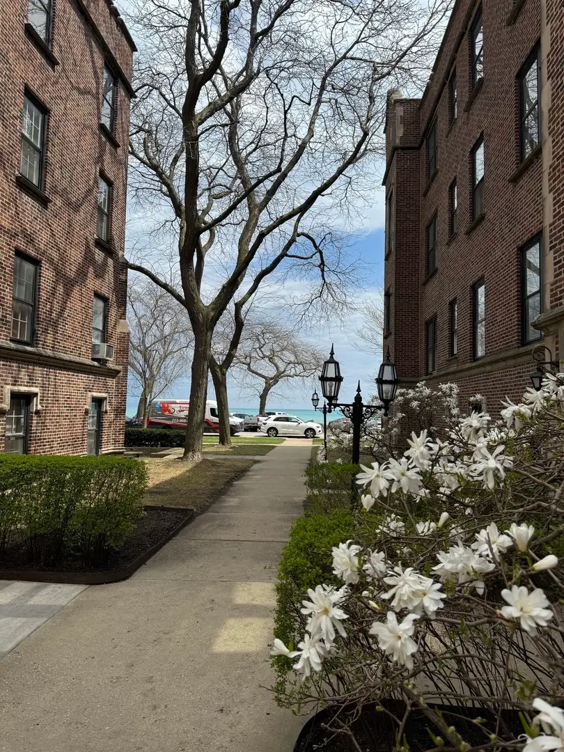 560 Sheridan Square #2, Evanston, IL 60202 - #2