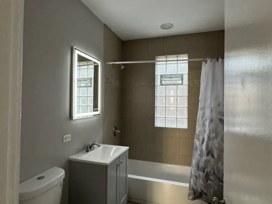 5018 W Concord Place, Chicago, IL 60639 - #3