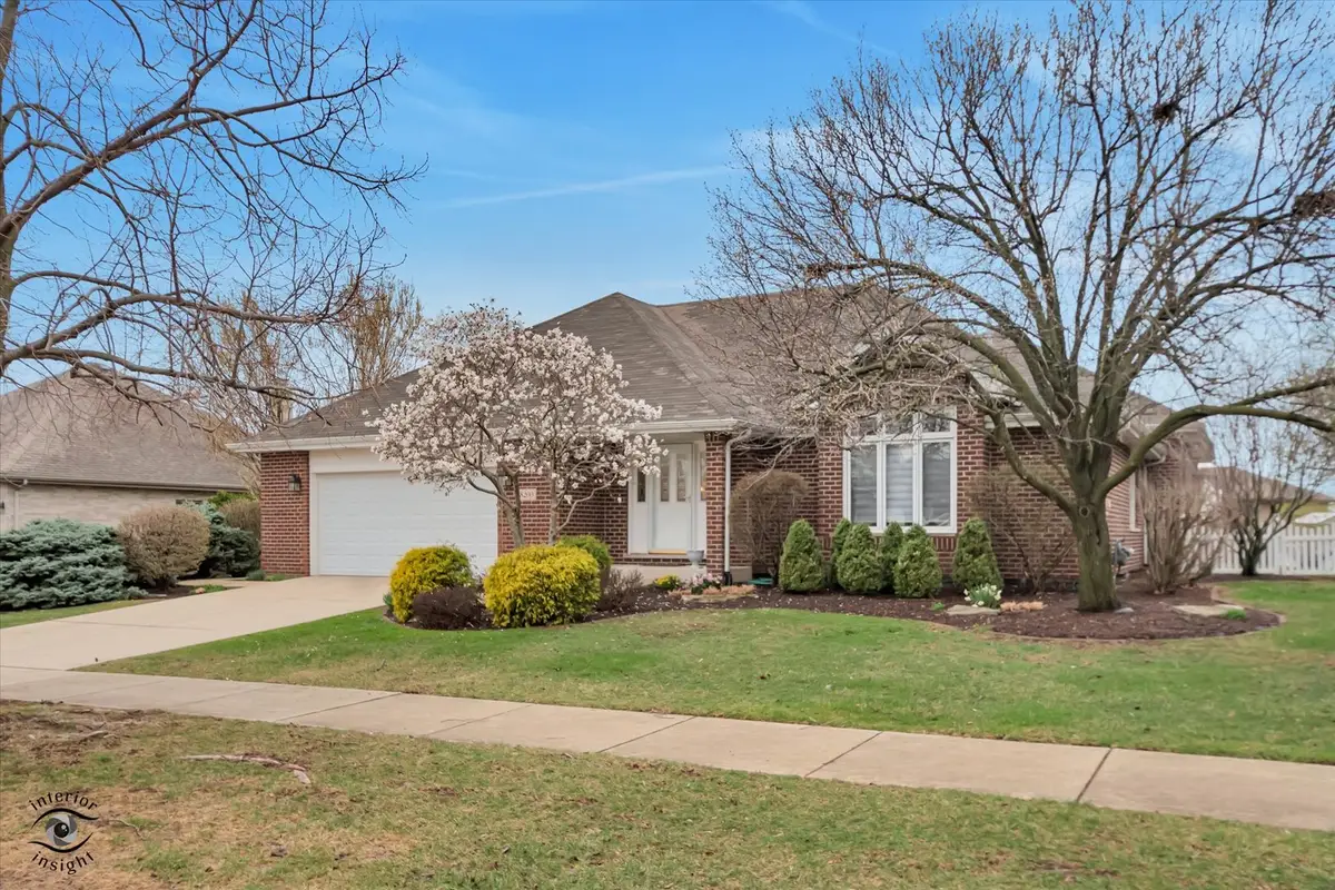 8200 Brookside Glen Drive, Tinley Park, IL 60487 - #1