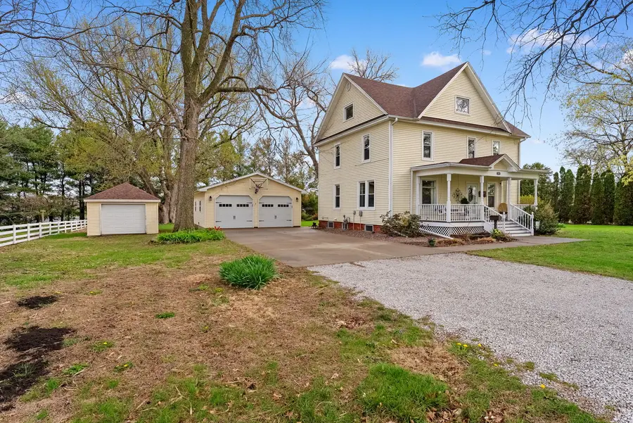 1009 NW 3rd Street, Aledo, IL 61231 - #2