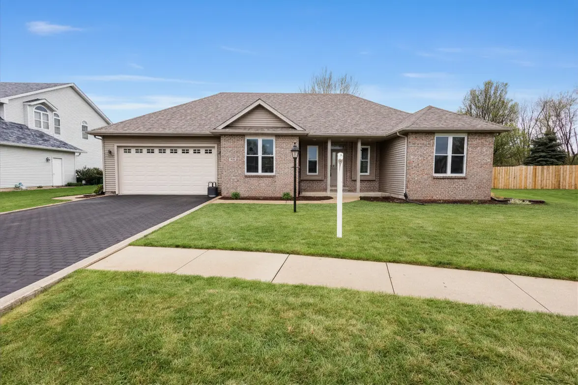 141 Old Farm Mid Court, Bradley, IL 60915 - #1