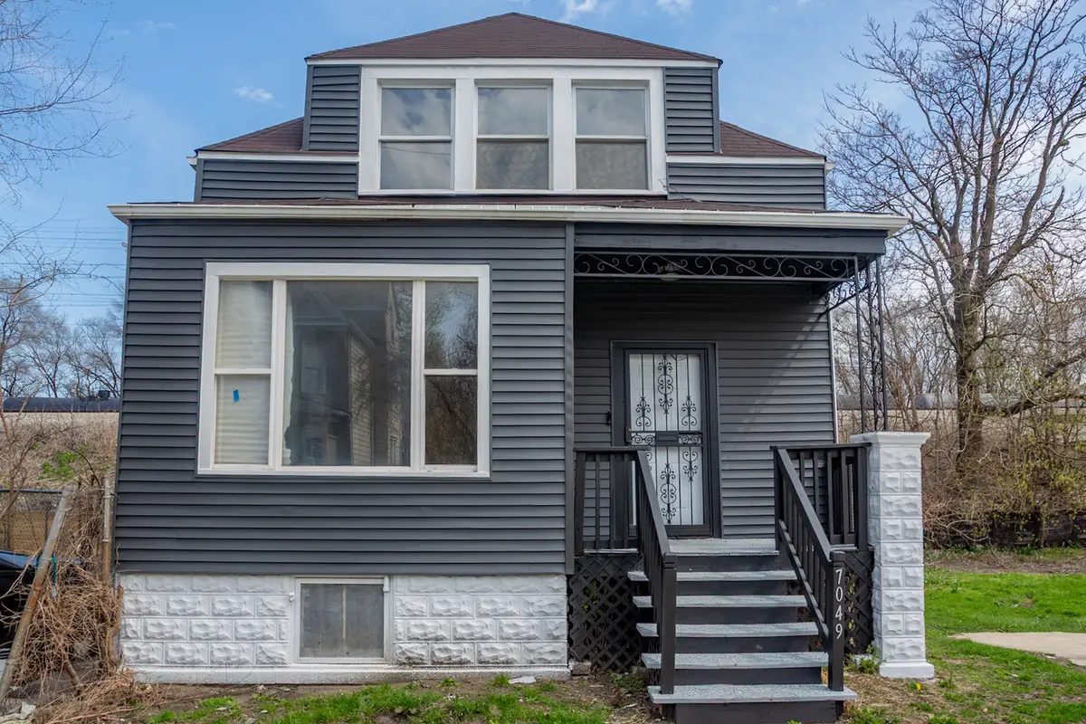 7049 S Kimbark Avenue, Chicago, IL 60637 - #1