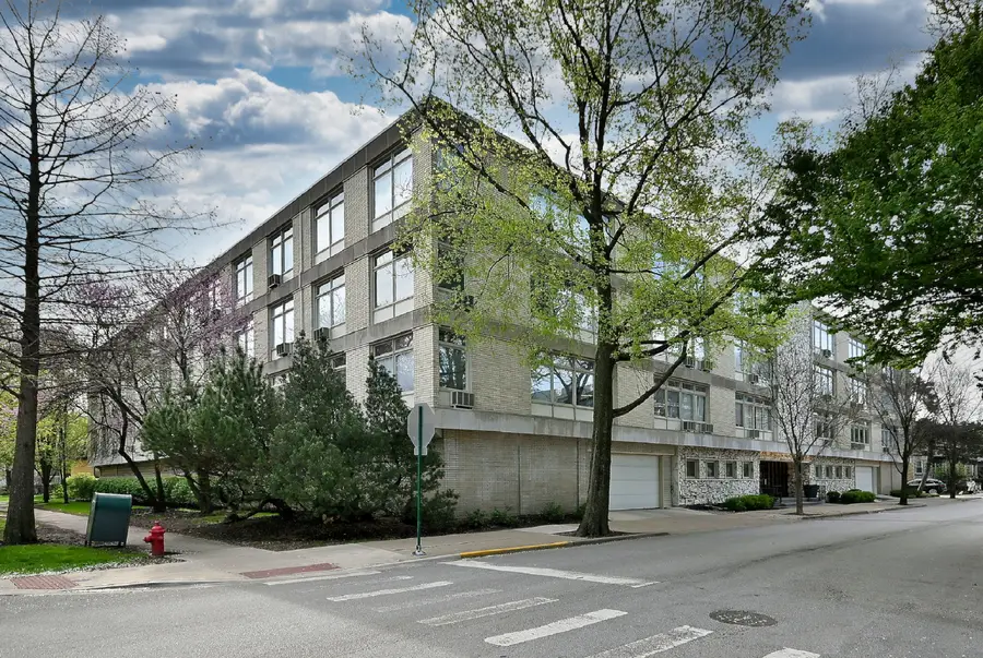 222 N Marion Street #2I, Oak Park, IL 60302 - #2