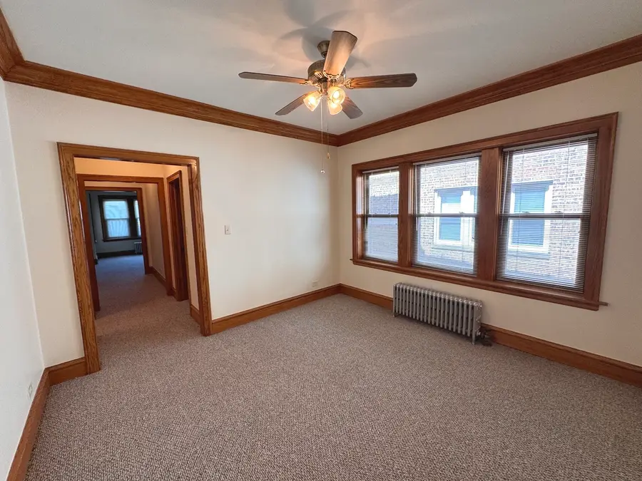 4615 N Keystone Avenue, Chicago, IL 60630 - #3