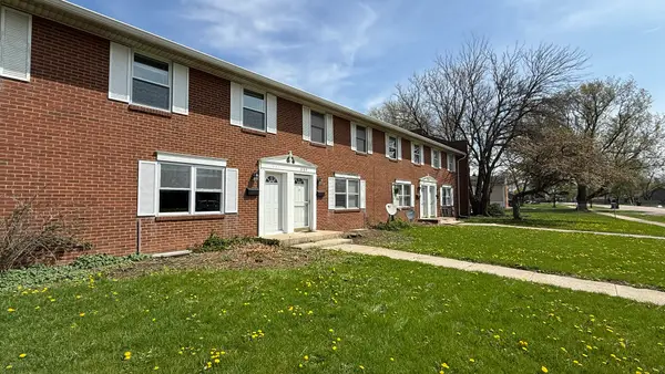 691 Old Indian Trail Road, Aurora, IL 60506
