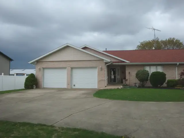 1248 E 500 North Road, Cissna Park, IL 60924 - #2