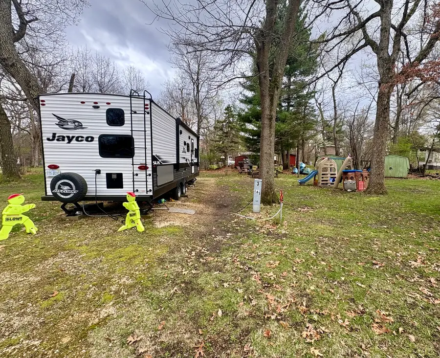 3/165 Woodhaven, Sublette, IL 61367 - #2