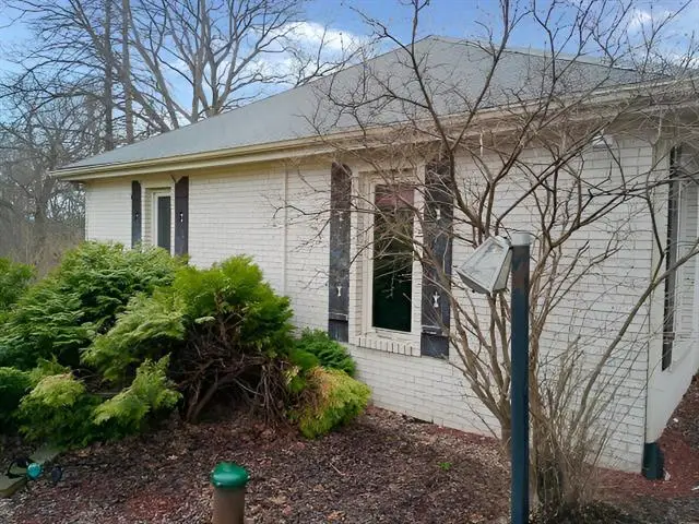 8046 Harvest Hill Drive, Roscoe, IL 61073 - #2