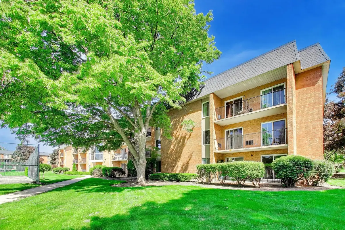 1056 N Mill Street #107, Naperville, IL 60563 - #1