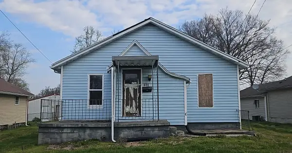 740 E Park Street, Duquoin, IL 62832