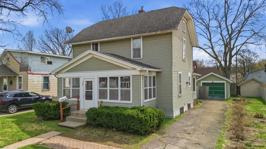 911 W 5th Street, Sterling, IL 61081 - #3