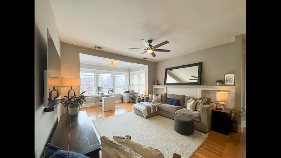 4954 N Drake Avenue, Chicago, IL 60625 - #3