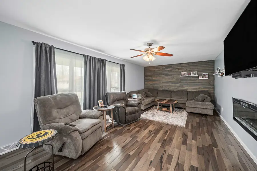 903 Wiker Drive, Rock Falls, IL 61071 - #3