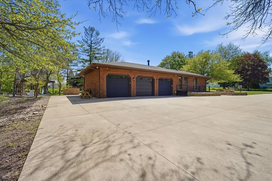 19316 Nottingham Drive, Bloomington, IL 61705 - #3