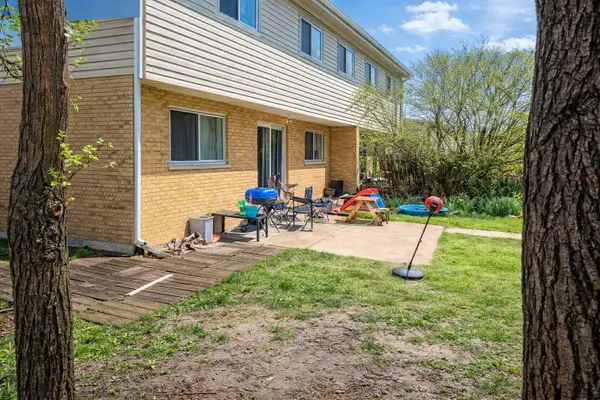 221 Dodge Avenue, Evanston, IL 60202