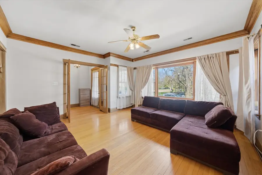 3032 Wisconsin Avenue, Berwyn, IL 60402 - #2