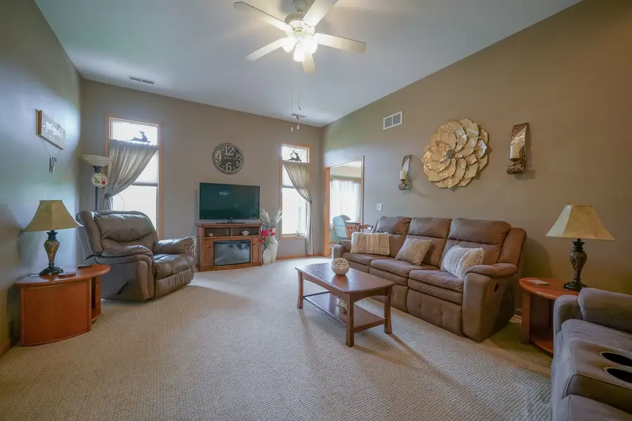 114 Katies Way #114, Mount Morris, IL 61054 - #3