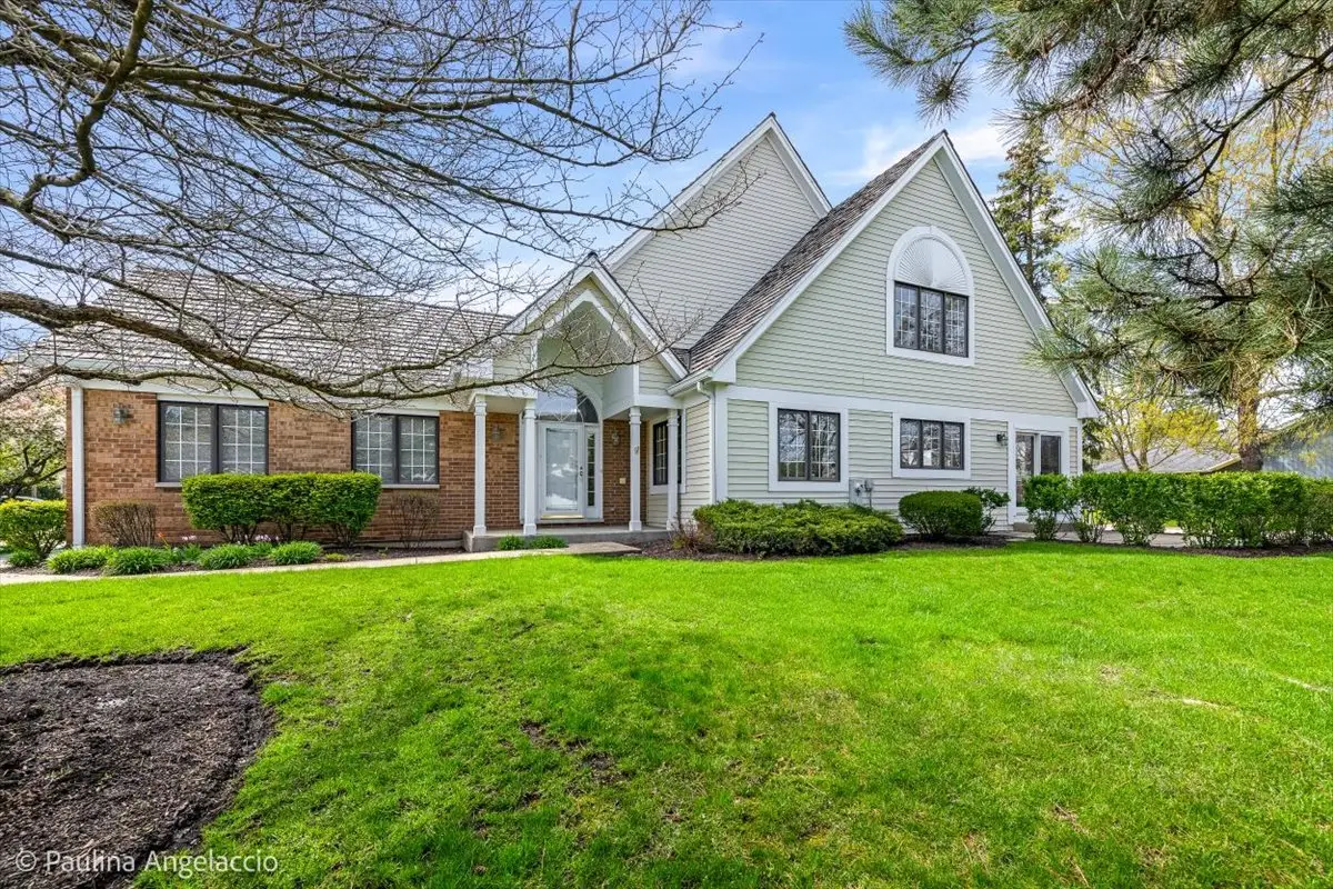 820 Braeman Court, Libertyville, IL 60048 - #1