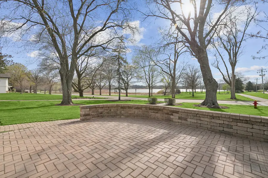 614 West Street, Libertyville, IL 60048 - #3