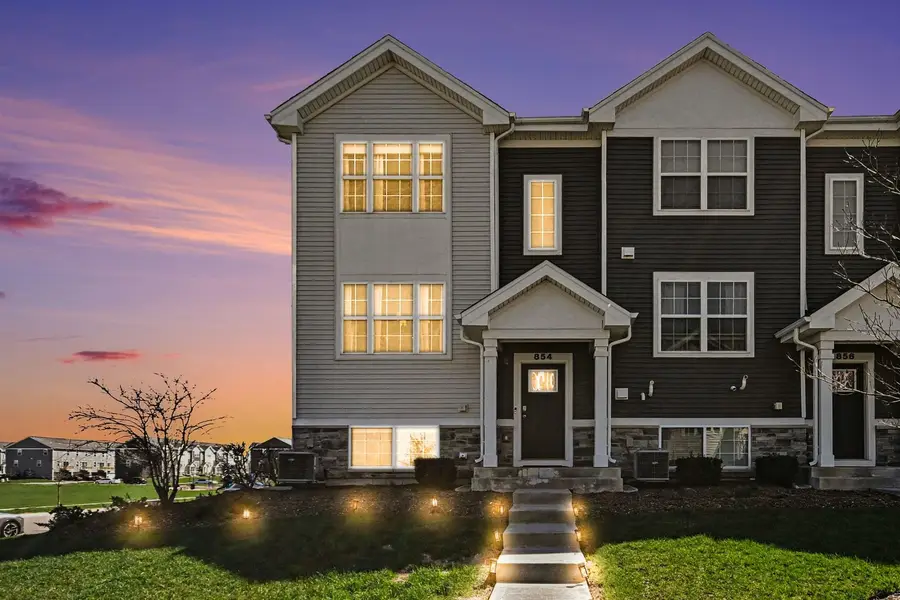 854 Briar Glen Court, Hampshire, IL 60140 - #3