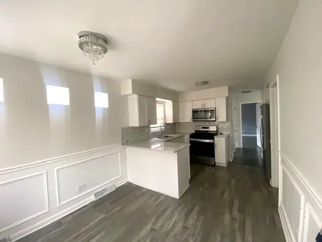 7955 S Wentworth Avenue, Chicago, IL 60620 - #3