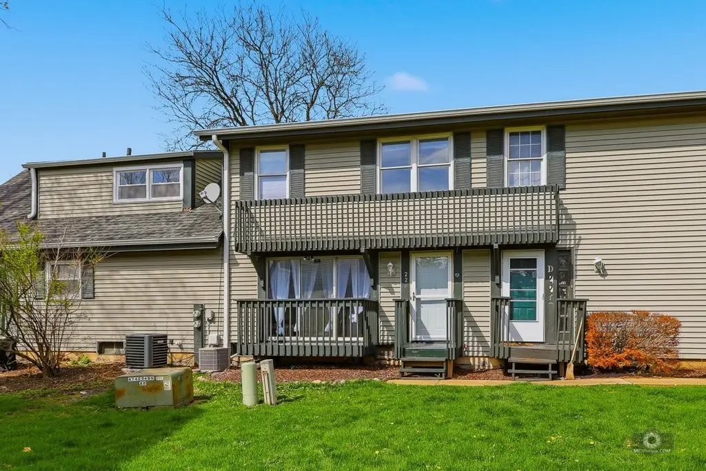 226 Elkhorn Court #B, Bolingbrook, IL 60440 - #1