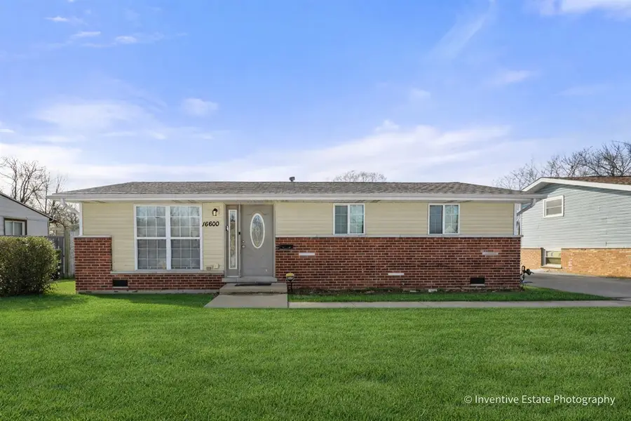 16600 Oxford Drive, Markham, IL 60428 - #2