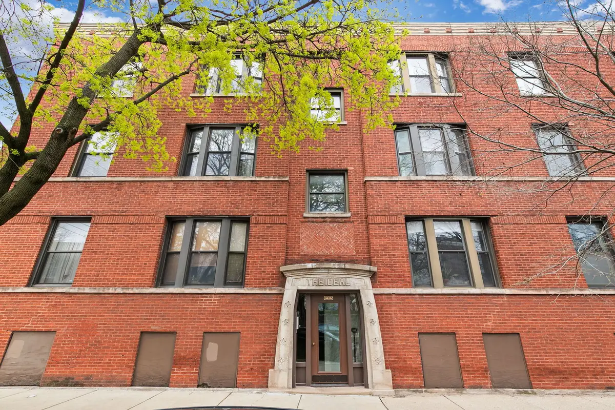 3142 W George Street #C3, Chicago, IL 60618 - #1