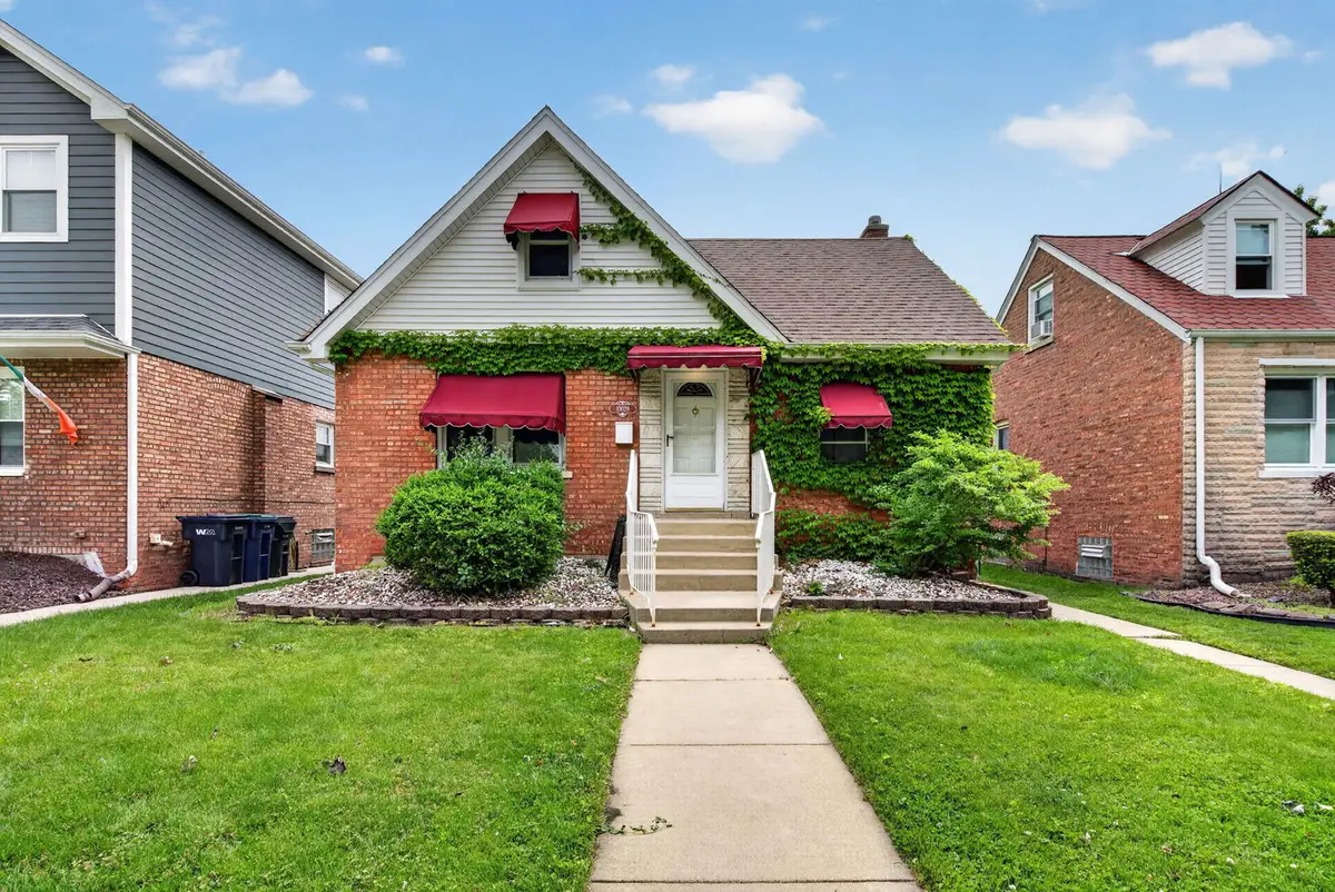 10029 S Trumbull Avenue, Evergreen Park, IL 60805 - #1