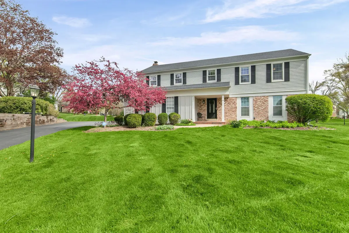 995 Georgetowne Lane, Barrington, IL 60010 - #1