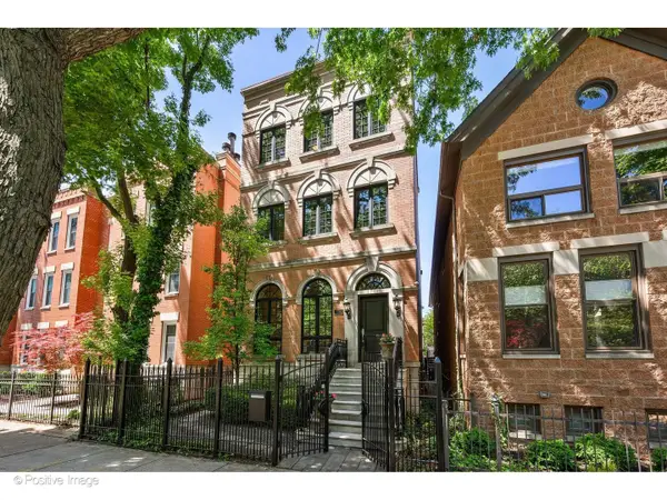 2714 N Greenview Avenue, Chicago, IL 60614