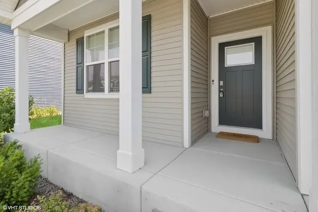 6813 Cobble Springs Lane, Wonder Lake, IL 60097 - #2