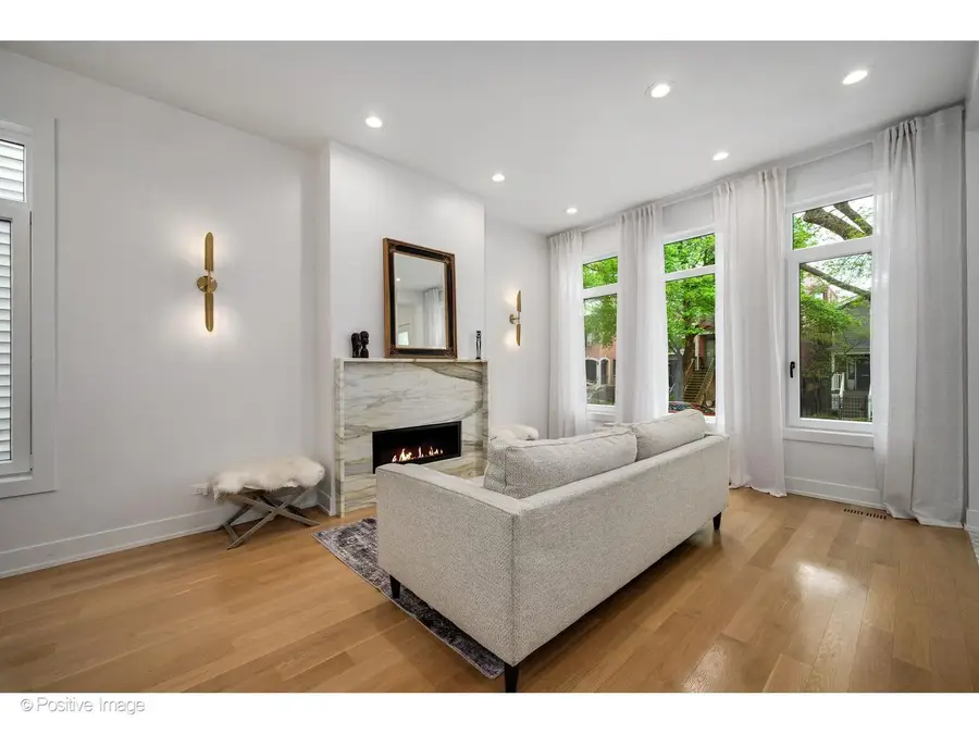 1845 W Wellington Avenue, Chicago, IL 60657 - #3