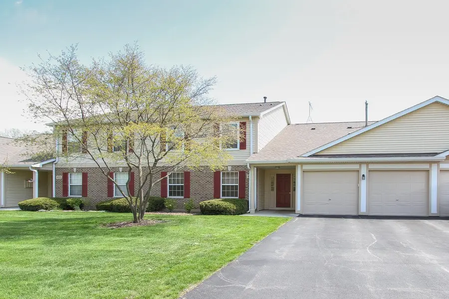 400 Woodview Circle #A, Elgin, IL 60120 - #3
