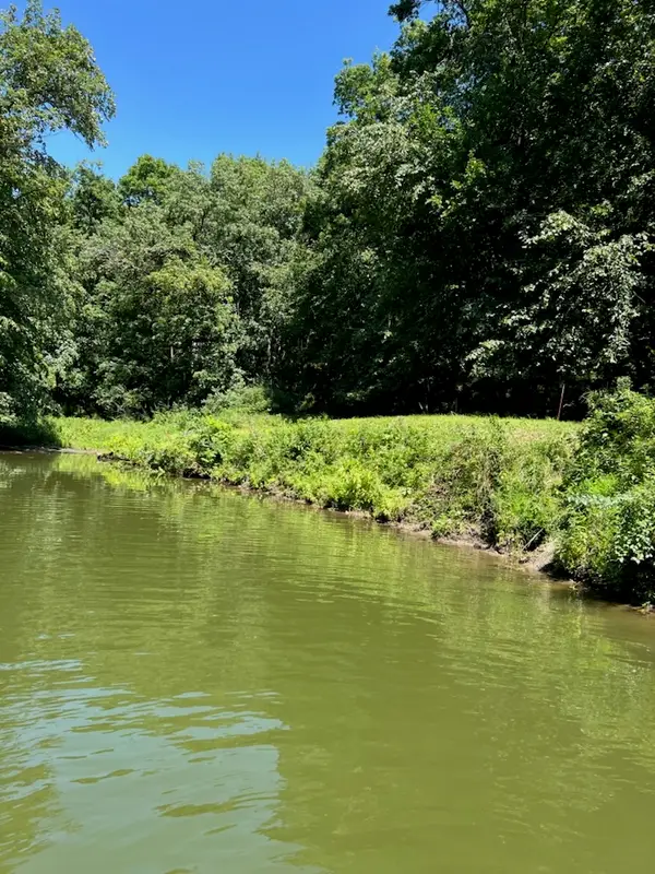 13 Cedar Lane S, Putnam, IL 61560