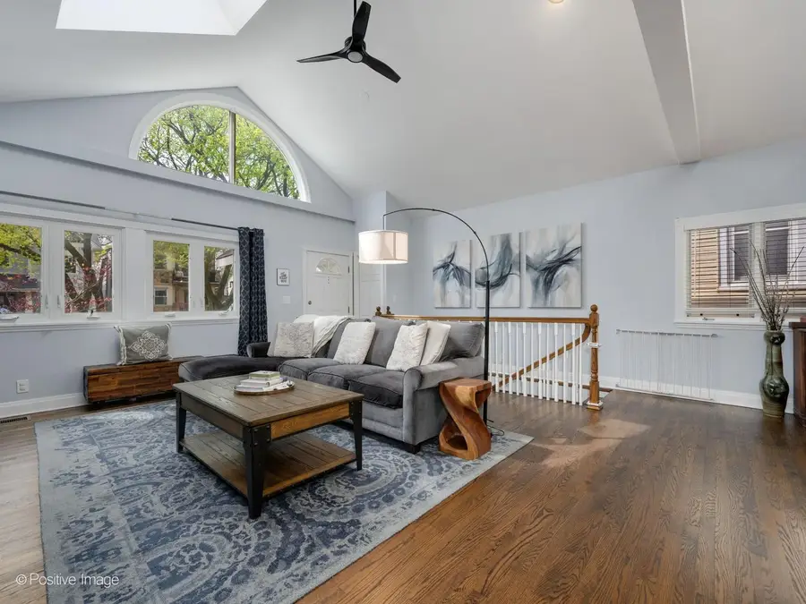 Address Withheld By Seller, Chicago, IL 60618 - #3