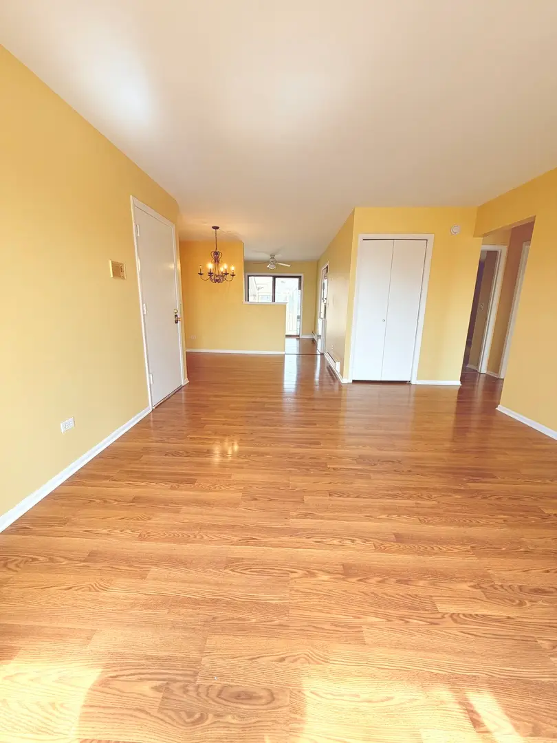 162 S Waters Edge Drive #301, Glendale Heights, IL 60139 - #3